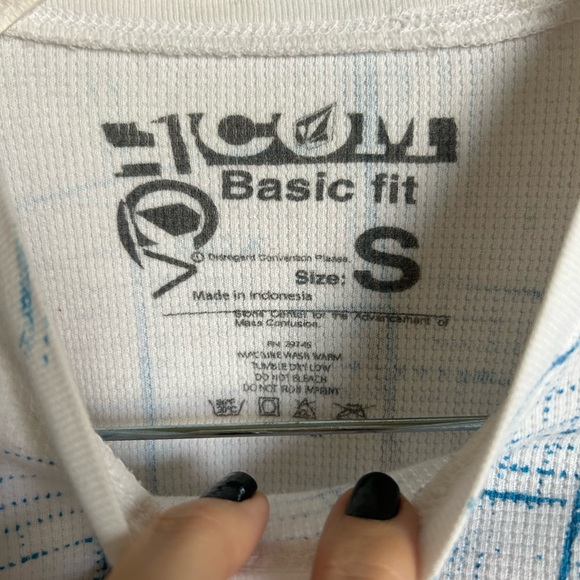 Vintage Y2K Volcom Women’s Thermal - Picture 2 of 4